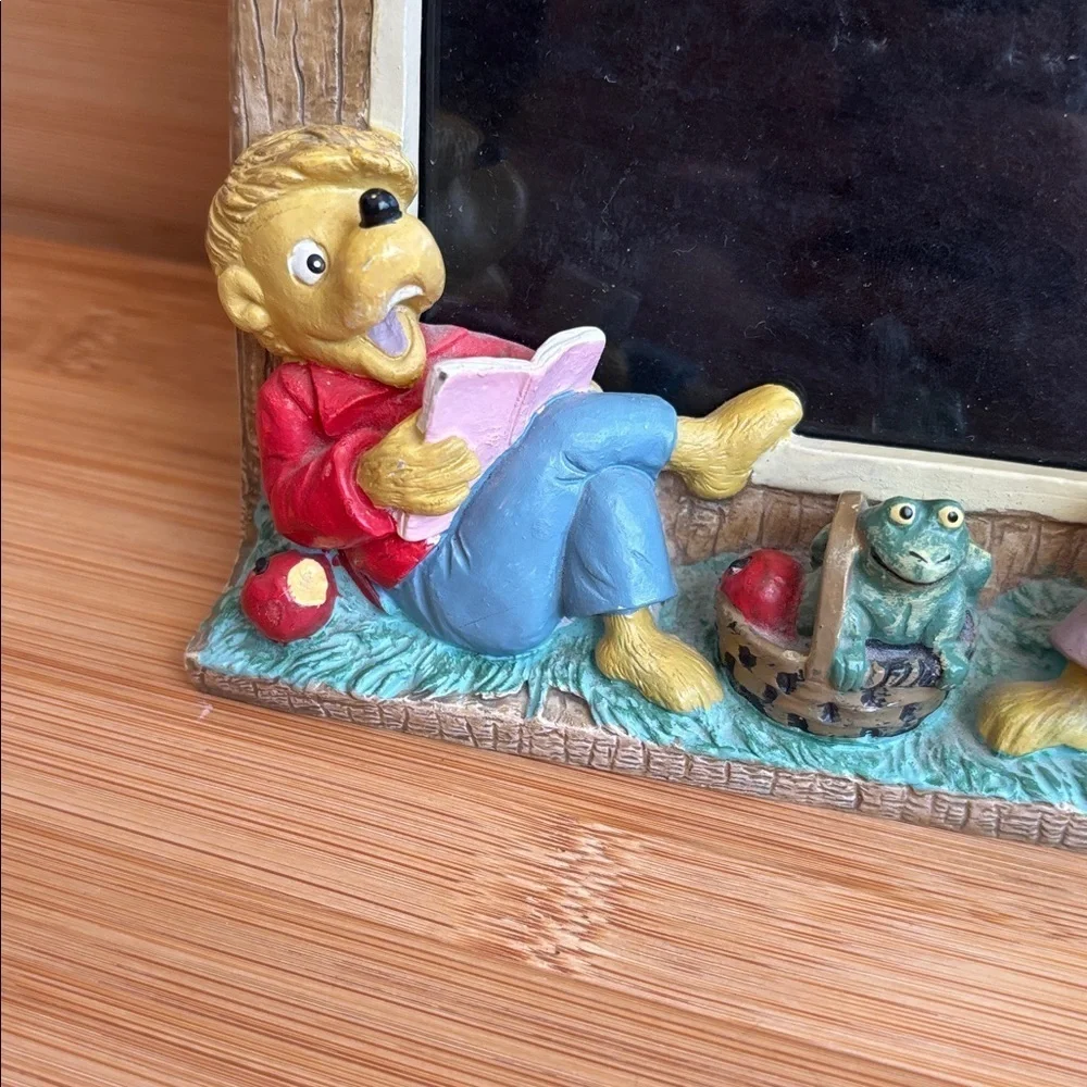 Vintage 1991 Princess House Berenstain Bears 3D Picture Frame 3.5” x 5” Photo